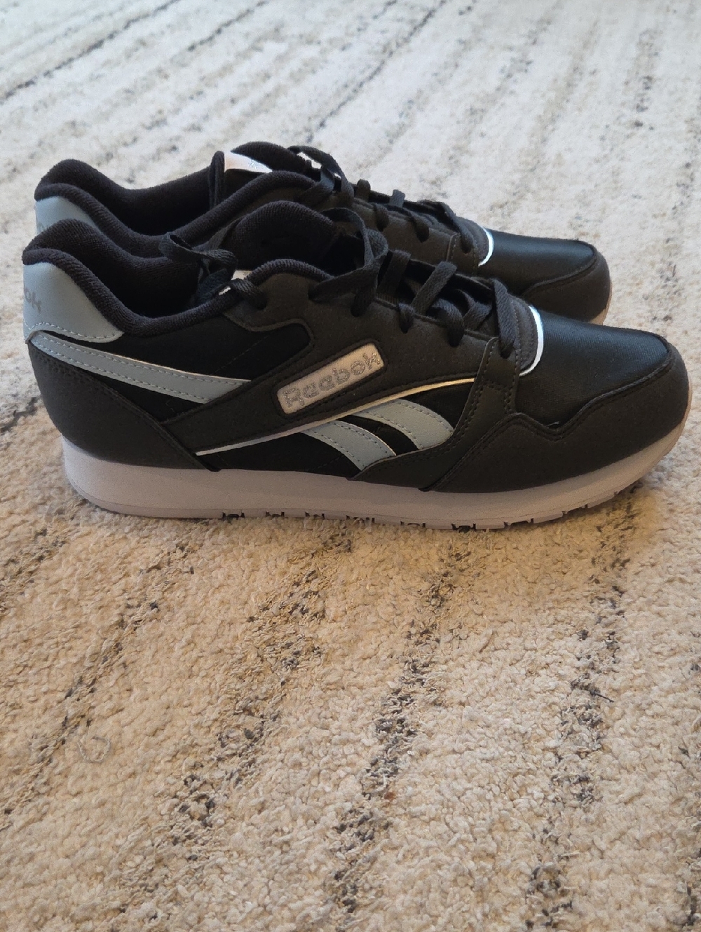 Reebok Women's Classic Runner Sneaker - Black/Silver/Blue New!